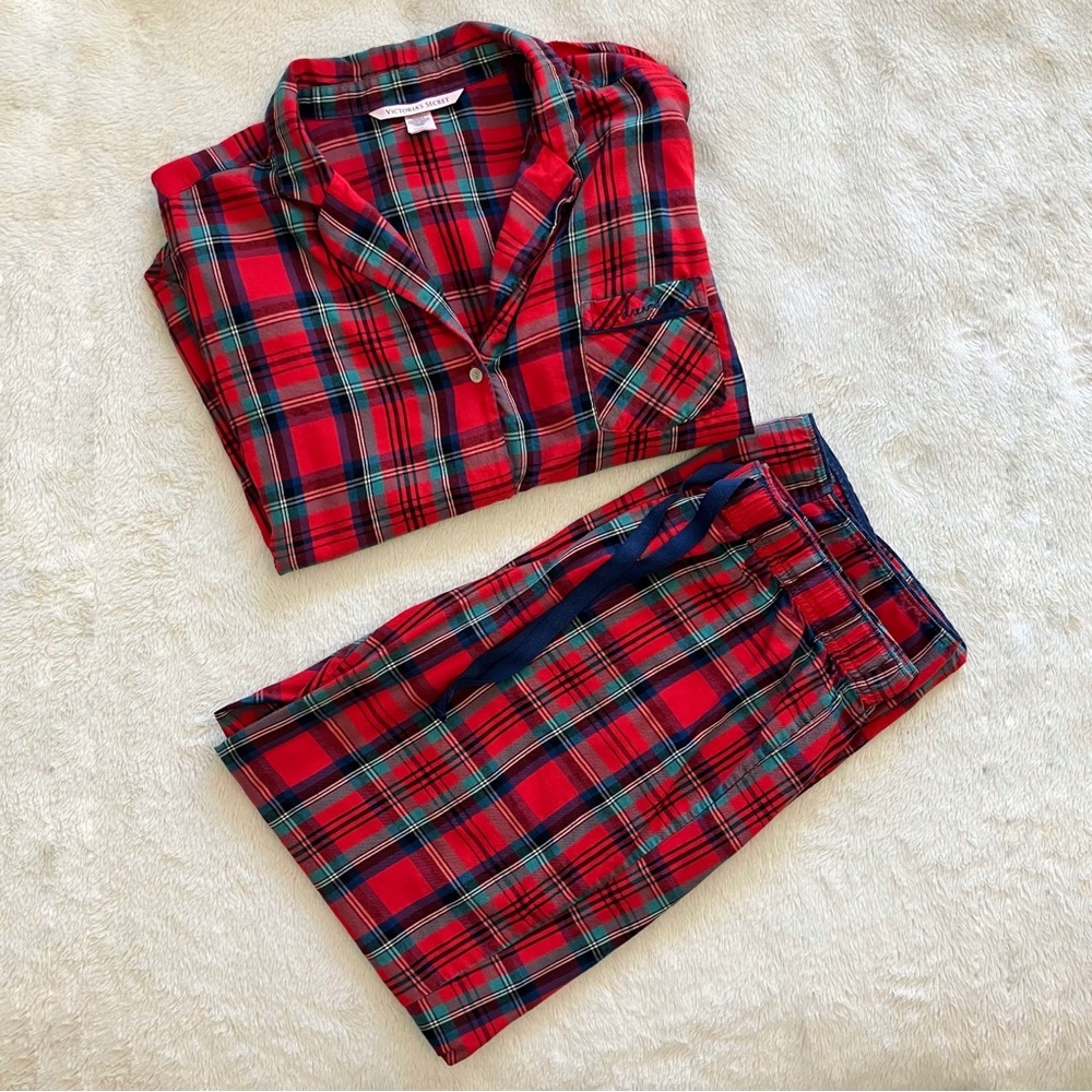 Victoria’s Secret Plaid Red Flannel Long Sleeve Pajama Set PJs PJ Pants
